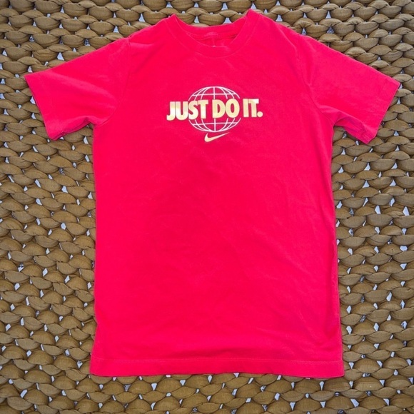 Nike Kids Bundle - Picture 2 of 9